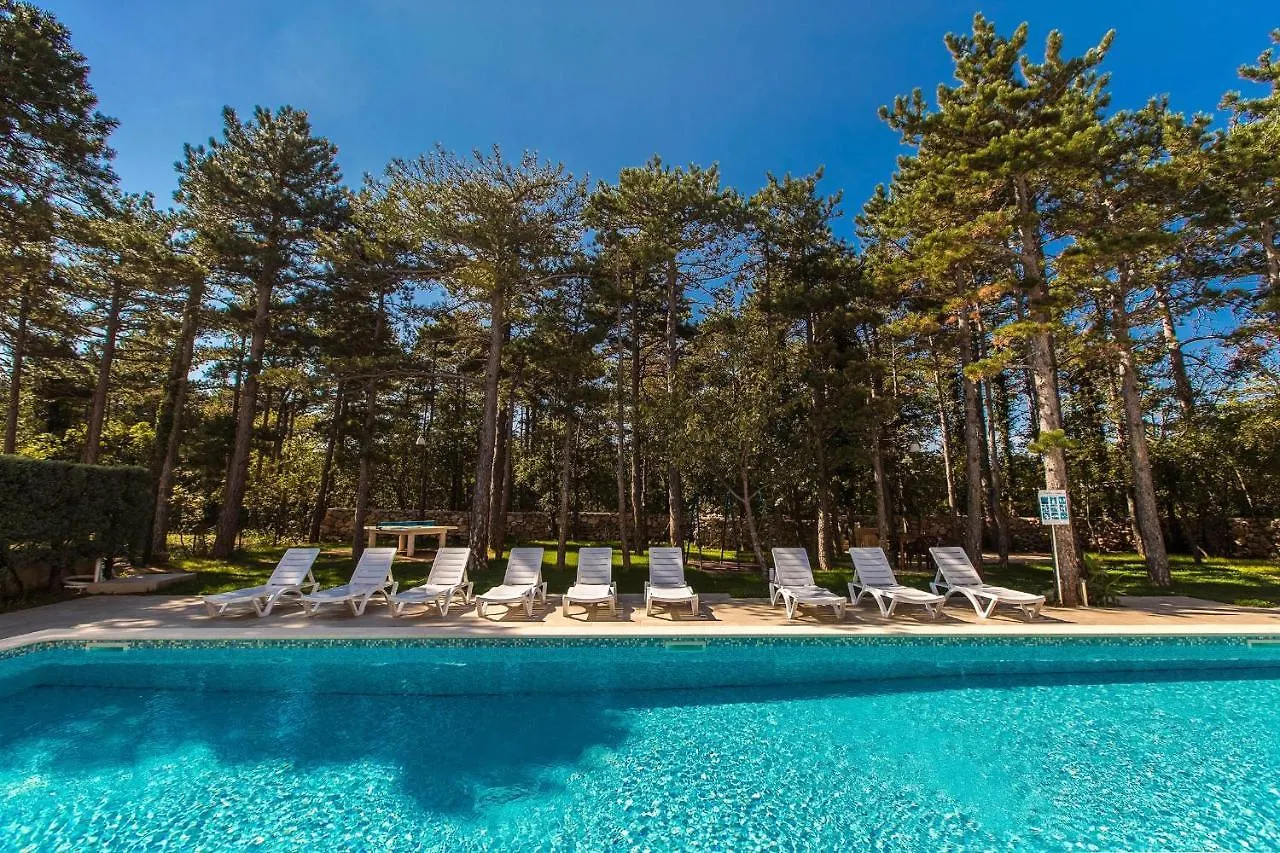 Apartments With A Swimming Pool Jadranovo, Crikvenica - 3238 Croatia