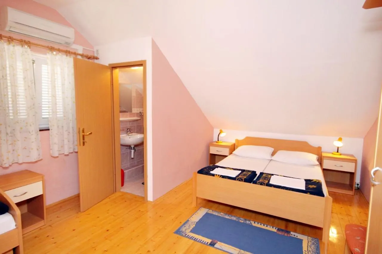 Apartments With A Swimming Pool Jadranovo, Crikvenica - 3238 Croatia