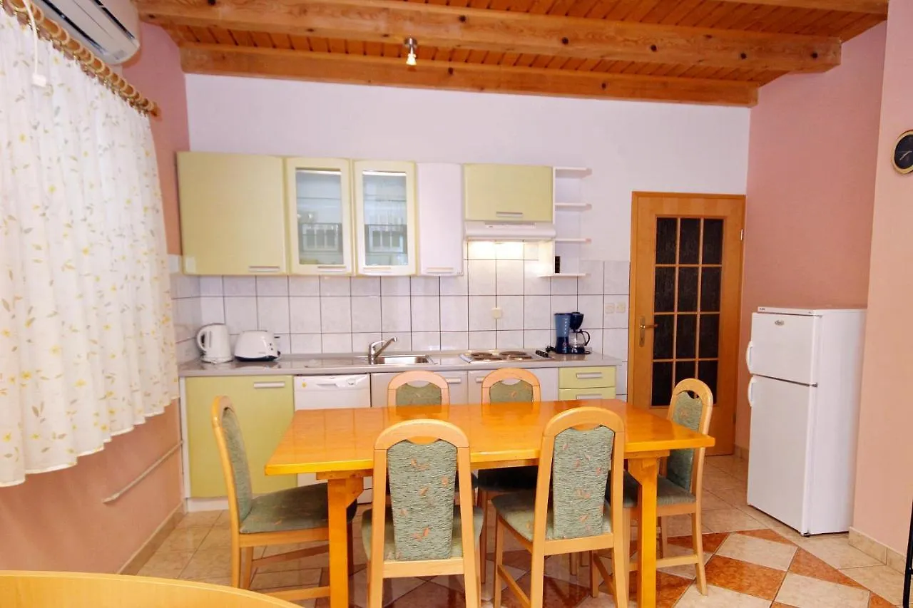 Apartments With A Swimming Pool Jadranovo, Crikvenica - 3238