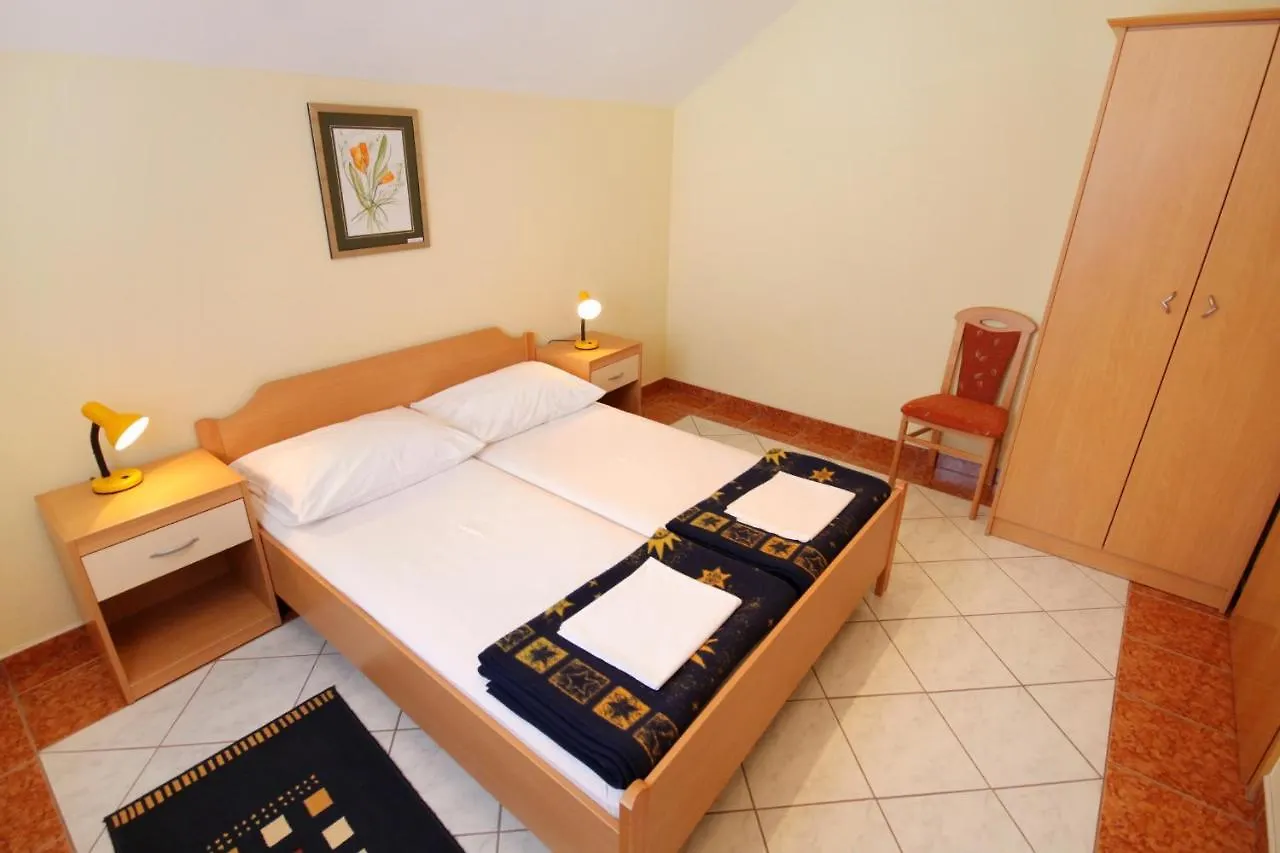Apartments With A Swimming Pool Jadranovo, Crikvenica - 3238 Croatia