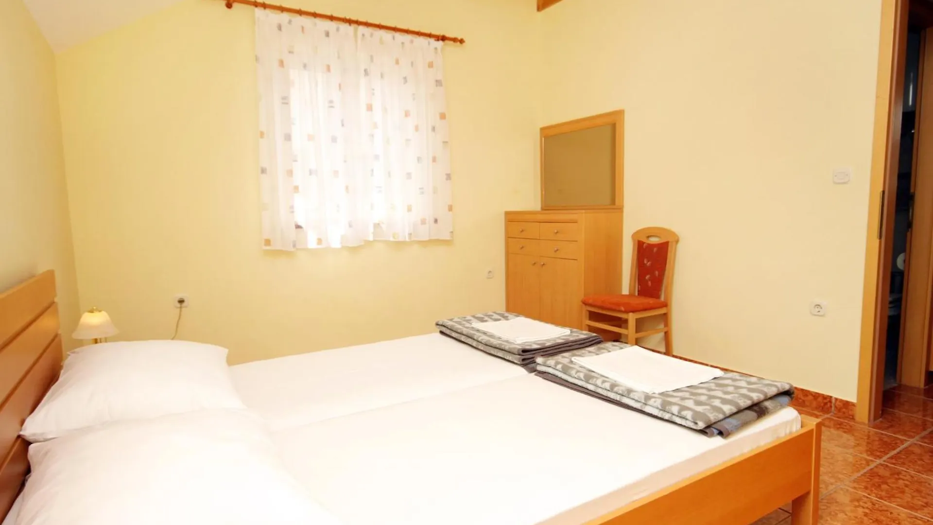Apartments With A Swimming Pool Jadranovo, Crikvenica - 3238 Jadranovo