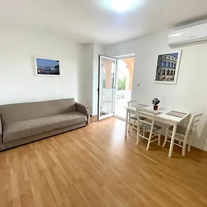  Apartman Julie